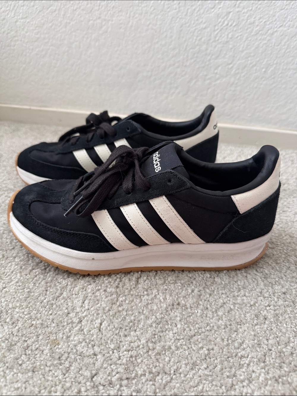 Adidas Run 70s 2.0 Black Gum Sneakers 7.5